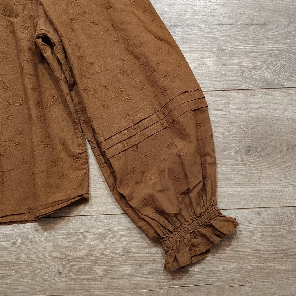 Universal Thread Burnt Orange, Eyelet Button Front Blouse, Ladies X-Small - Picture 3 of 7